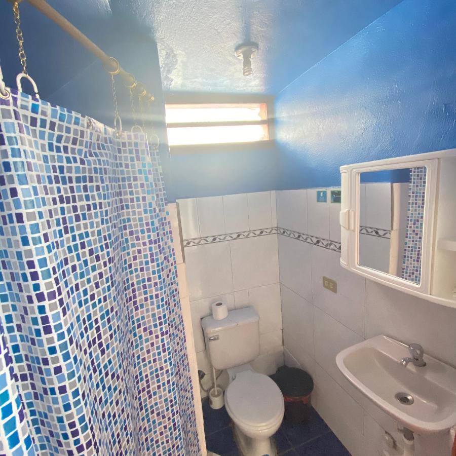 Hostal Chasqui オタバロ エクステリア 写真